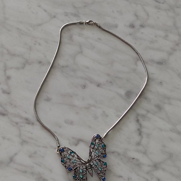 Necklace - Picture 2 of 4